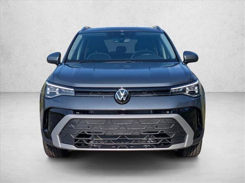 New 2026 Volkswagen Taos SE AWD/4WD image 6