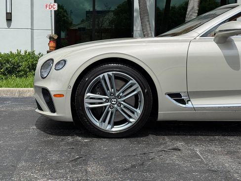 Used 2023 Bentley Continental GT Mulliner AWD/4WD image 19