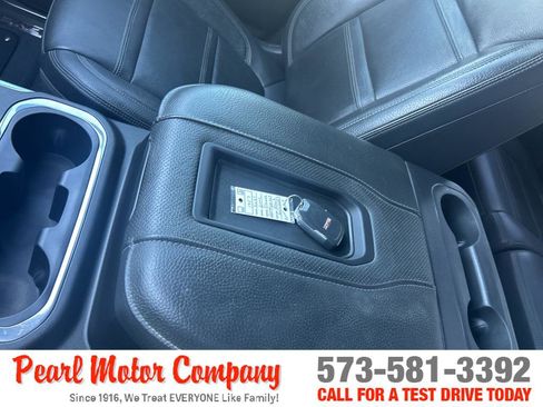 Used 2021 GMC Sierra 2500 Denali w/ Denali Black Diamond Edition image 21