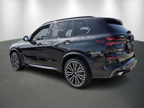 New 2026 BMW X5 sDrive40i RWD image 5