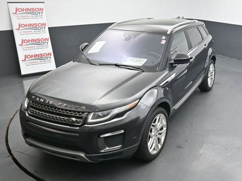 Used 2017 Land Rover Range Rover Evoque HSE image 12