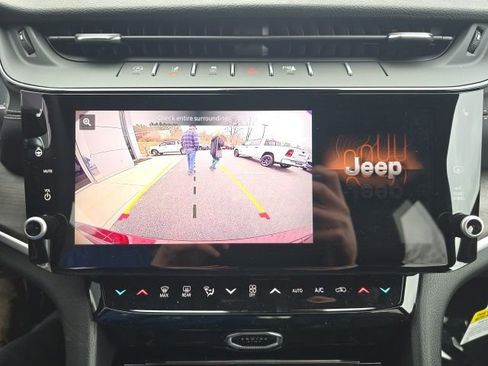 New 2026 Jeep Grand Cherokee 4WD image 21