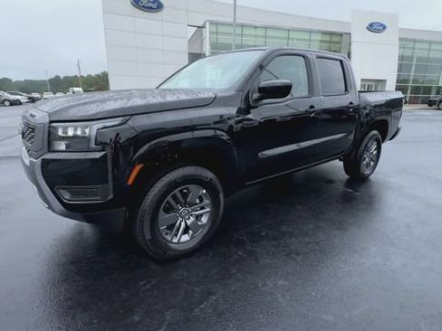 Used 2026 Nissan Frontier SV AWD/4WD image 4