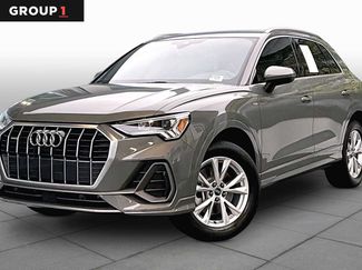 Certified 2025 Audi Q3 2.0T Premium Plus w/ Premium Plus Package AWD/4WD video 1