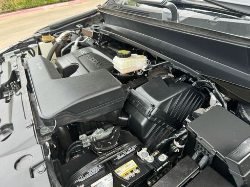 Used 2020 Nissan Pathfinder S image 33