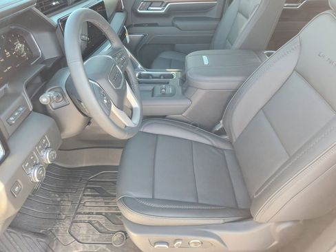 New 2026 GMC Sierra 2500 Denali w/ Denali Reserve Package image 16