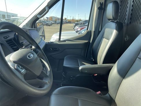Used 2022 Ford Transit 350 Medium Roof image 9