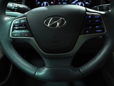 Used 2018 Hyundai Elantra Value Edition w/ Cargo Package FWD image 17