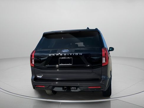 New 2026 Ford Expedition Active image 27