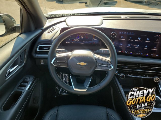 Used 2026 Chevrolet Traverse LT AWD/4WD image 11