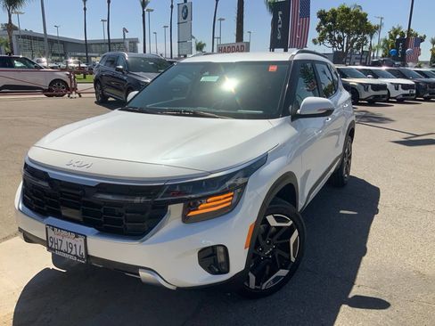 Certified 2024 Kia Seltos SX AWD/4WD image 1