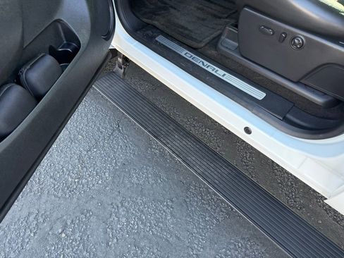 Used 2013 GMC Sierra 3500 Denali image 13