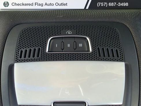 Used 2017 Audi Q5 2.0T Premium Plus w/ Technology Package image 11