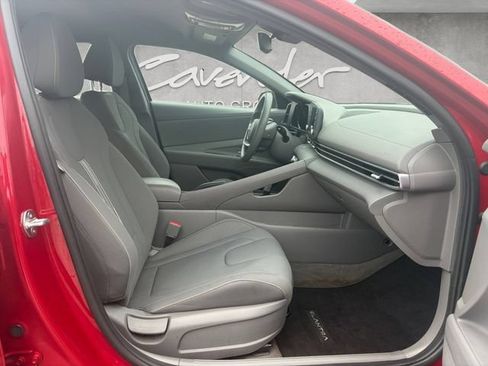 Used 2023 Hyundai Elantra SEL FWD image 24