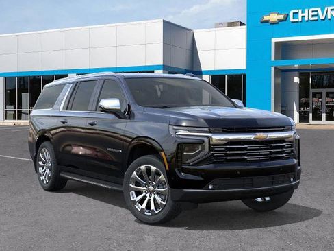 New 2025 Chevrolet Suburban Premier image 7