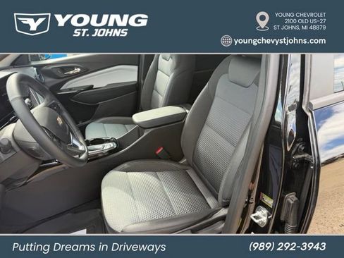 Used 2025 Chevrolet Trax LT w/ Driver Confidence Package FWD image 11