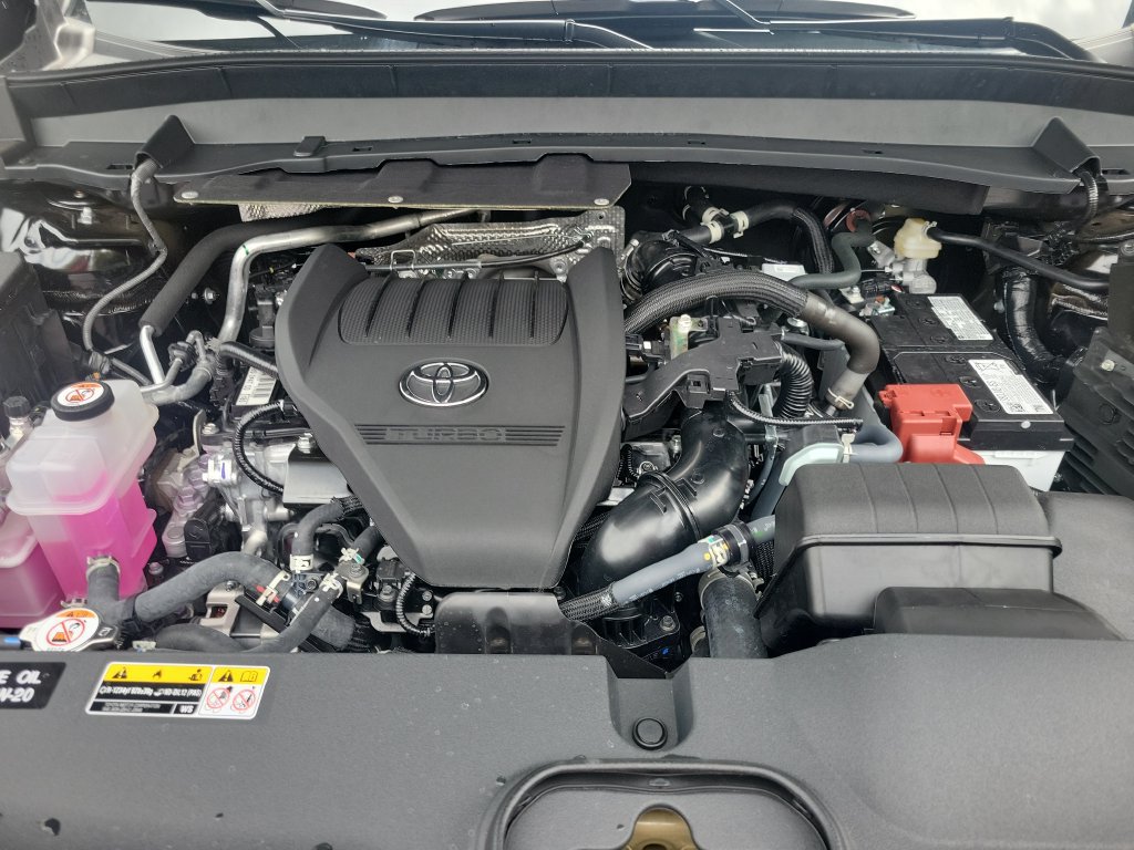 Certified 2026 Toyota Grand Highlander FWD image 28