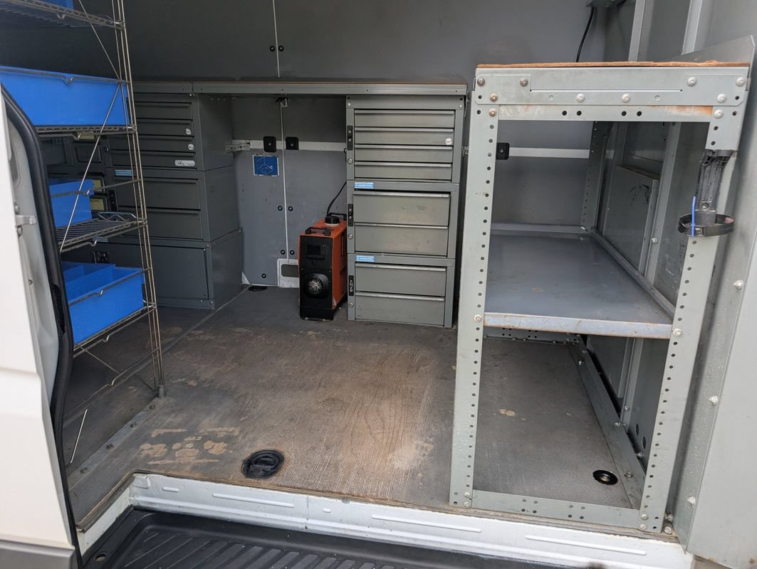 Used 2015 Mercedes-Benz Sprinter 2500 image 25