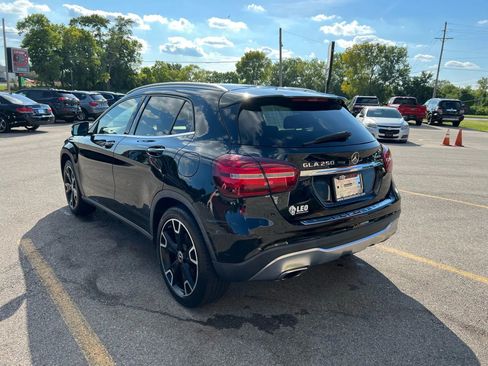 Used 2020 Mercedes-Benz GLA 250 GLA 250 4MATIC Sport Utility 4 w/ Premium Package image 7