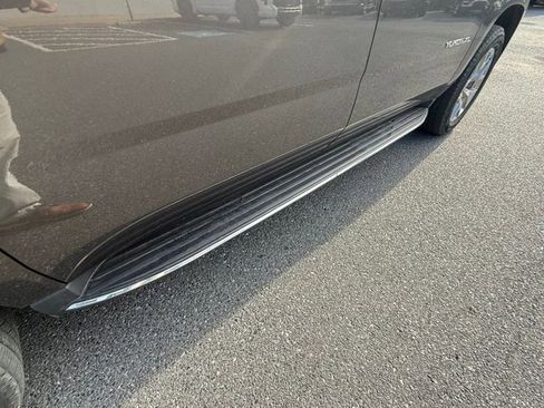 Used 2019 GMC Yukon XL SLT w/ Open Road Package image 18