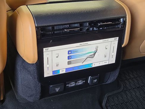 Used 2023 Jeep Grand Wagoneer Series III w/ Rear Seat Video Group 1 image 16