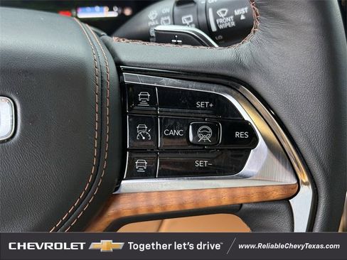 Used 2023 Jeep Grand Cherokee Summit image 15