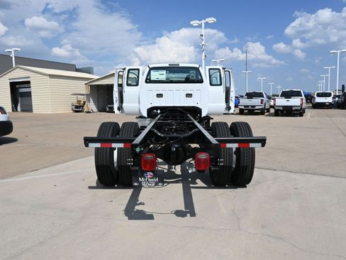New 2026 Ford F650 2WD SuperCab Super Duty image 47