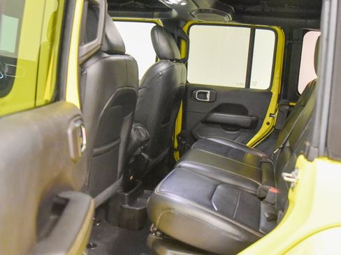 Used 2022 Jeep Wrangler Unlimited Sahara w/ Safety Group image 13