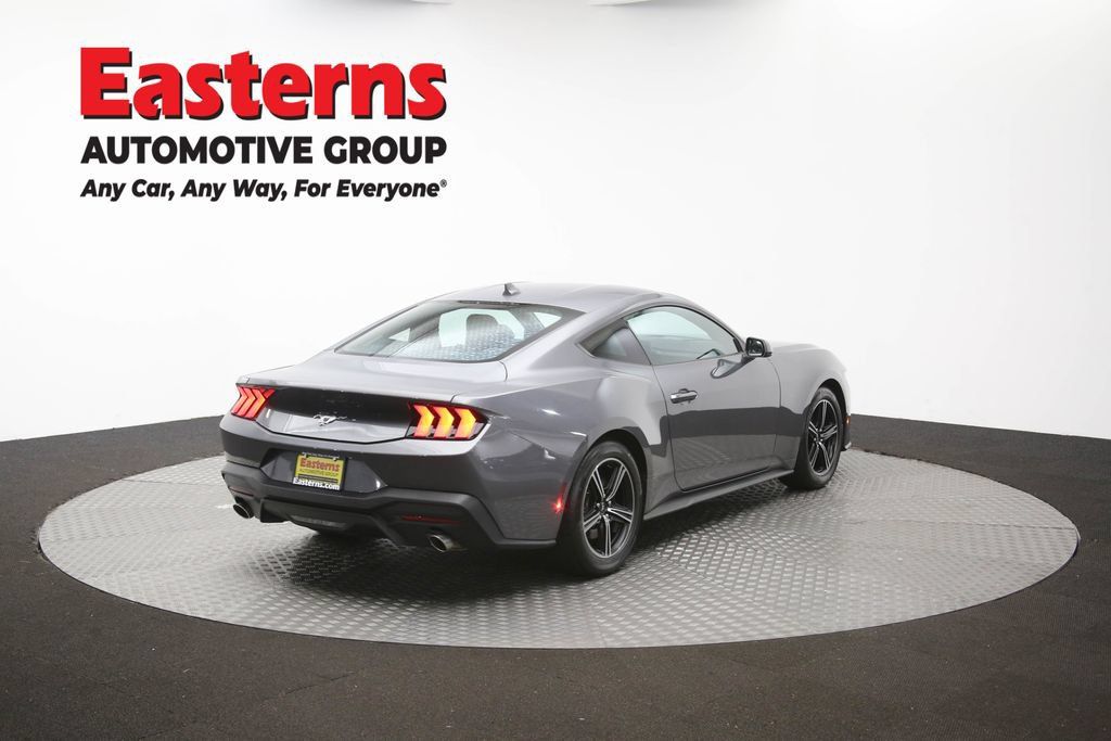 Used 2025 Ford Mustang Coupe RWD image 39