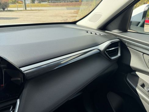 Used 2025 Chevrolet TrailBlazer LT image 30