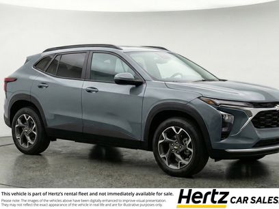 Used 2025 Chevrolet Trax LT w/ LT Convenience Package