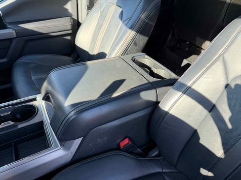 Used 2022 Ford F350 Platinum image 27