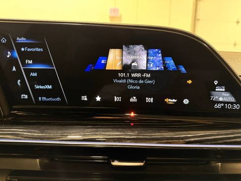 Used 2023 Cadillac Escalade Sport w/ Touring Package image 26