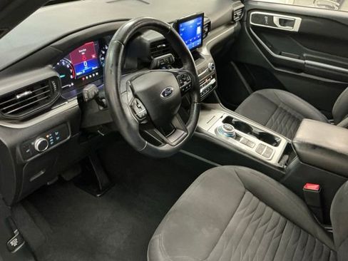 Used 2020 Ford Explorer XLT RWD image 14
