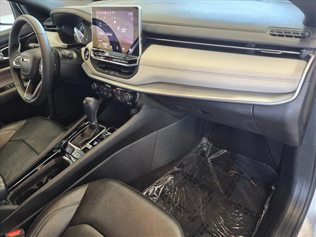 Used 2025 Jeep Compass Limited AWD/4WD image 20