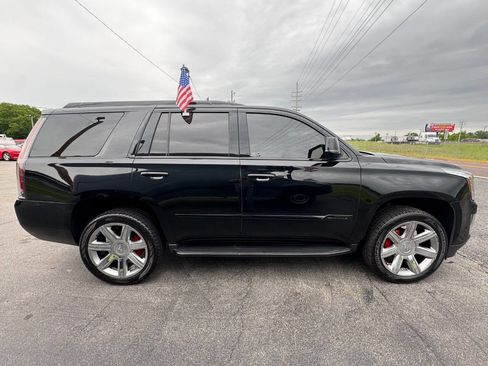 Used 2017 Cadillac Escalade Luxury AWD/4WD image 5