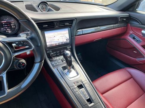 Used 2019 Porsche 911 Turbo S image 39
