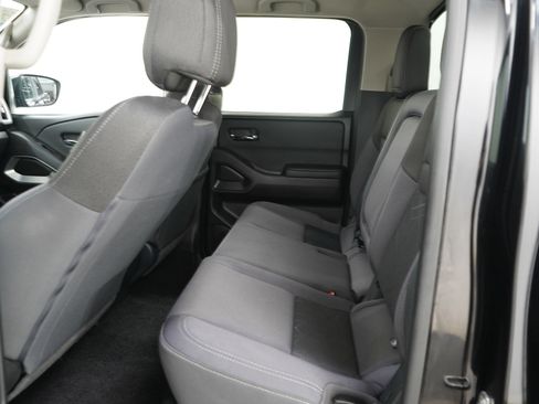 Used 2025 Nissan Frontier SV w/ SV Convenience Package AWD/4WD image 22