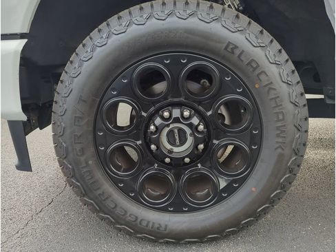 Used 2024 Ford F350 Lariat w/ Lariat Ultimate Package image 10