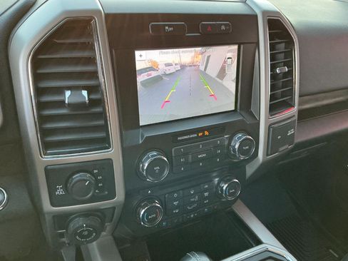 Used 2018 Ford F150 Lariat w/ Max Trailer Tow Package AWD/4WD image 14
