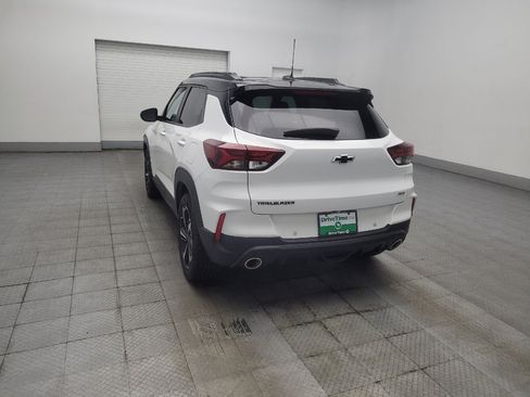 Used 2021 Chevrolet TrailBlazer RS w/ Sun and Liftgate Package FWD image 5