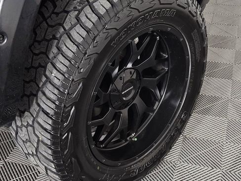 Used 2023 RAM 1500 Big Horn AWD/4WD image 9