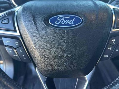 Used 2020 Ford Fusion SEL image 17