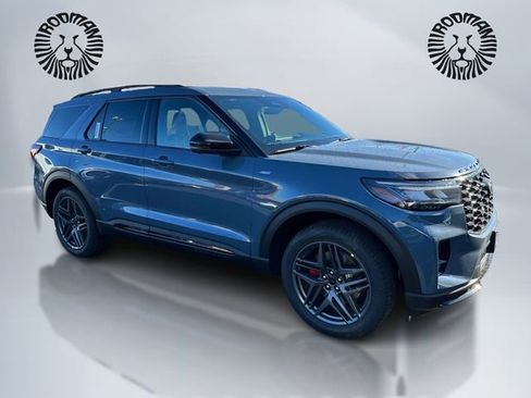 New 2026 Ford Explorer ST-Line w/ ST-Line Street Pack image 3