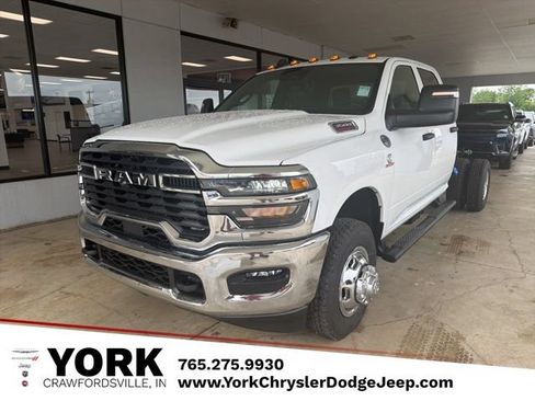 New 2026 RAM 3500 Tradesman w/ Chrome Appearance Group A AWD/4WD image 1
