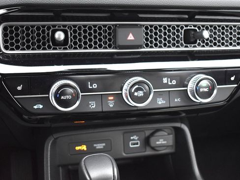 Used 2024 Honda Civic EX-L image 26