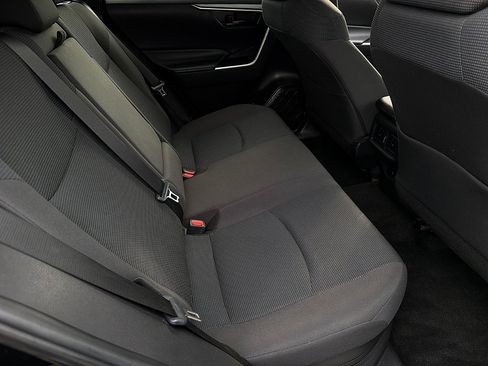 Used 2023 Toyota RAV4 LE AWD/4WD image 25