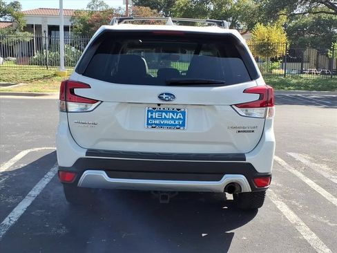 Used 2020 Subaru Forester Touring w/ Popular Package #2 AWD/4WD image 7