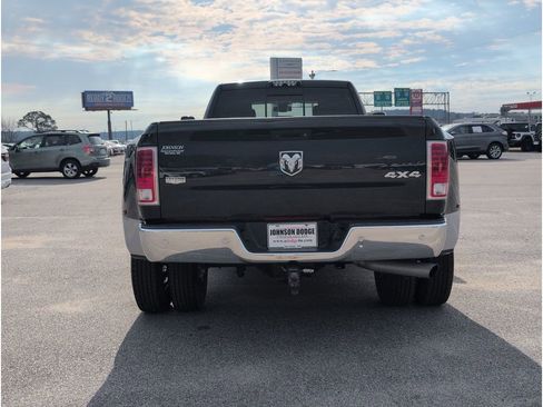 Used 2017 RAM 3500 Laramie image 4