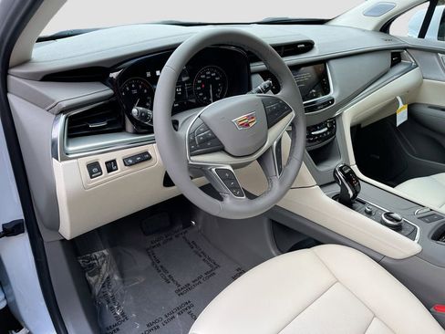 New 2026 Cadillac XT5 Premium Luxury w/ Driver Assist Package AWD/4WD image 8
